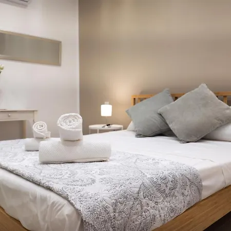 Gibi & Lumo Apartment's By Eldi Apartment *