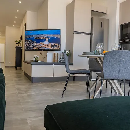 Gibi & Lumo Apartment's By Eldi * Msida