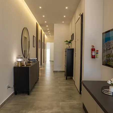 Gibi & Lumo Apartment's By Eldi * Msida