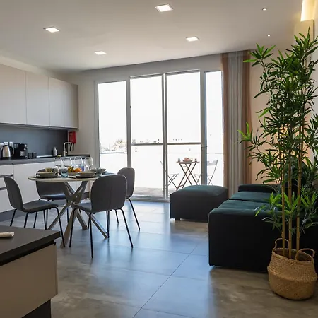 Gibi & Lumo Apartment's By Eldi *