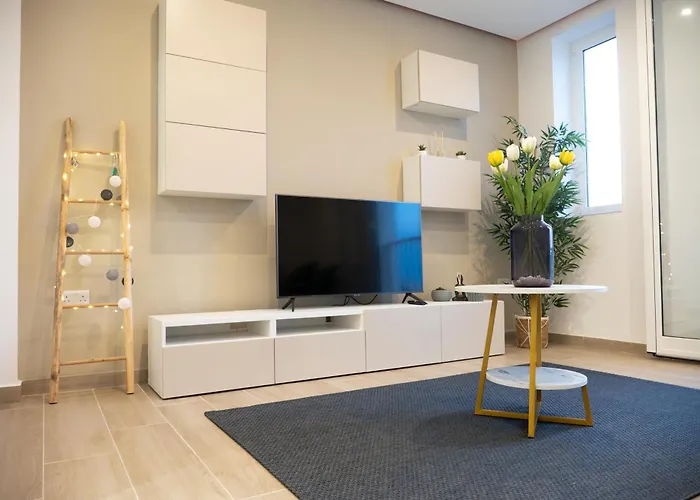 Gibi & Lumo Apartment's By Eldi Appartamento