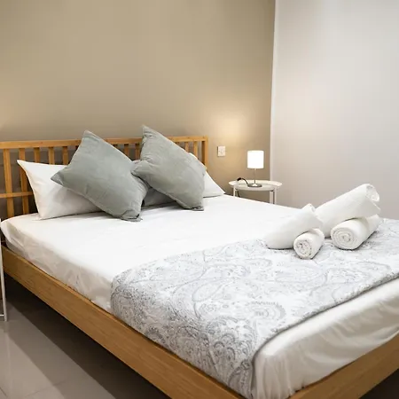 Gibi & Lumo Apartment's By Eldi