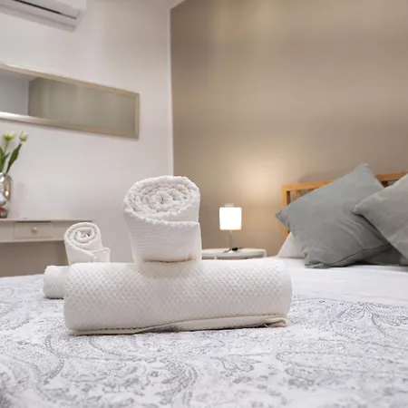 Gibi & Lumo Apartment's By Eldi Apartman Msida