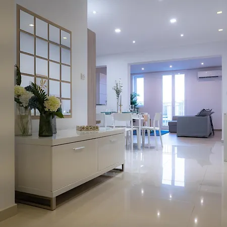 Gibi & Lumo Apartment's By Eldi Apartment