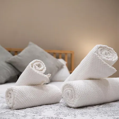 Gibi & Lumo Apartment's By Eldi Apartman Msida