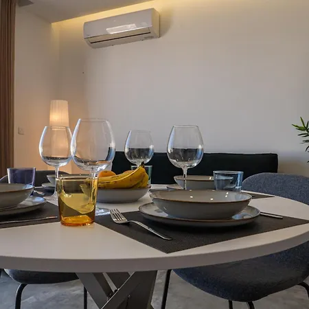 Gibi & Lumo Apartment's By Eldi Apartman