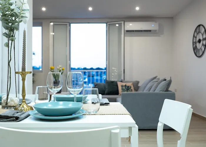 Gibi & Lumo Apartment's By Eldi ムサイダ