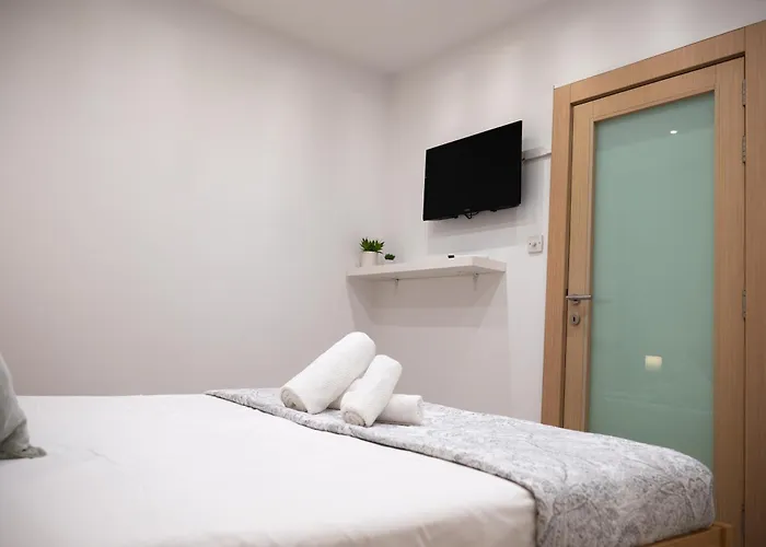 アパート Gibi & Lumo Apartment's By Eldi