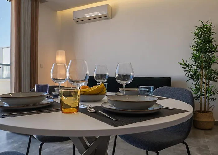 Gibi & Lumo Apartment's By Eldi アパート