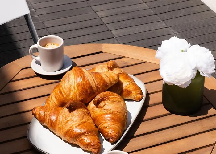 Gibi & Lumo Apartment's By Eldi アパート ムサイダ